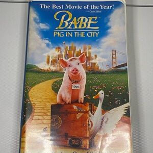 Babe: Pig in the City VHS Tape